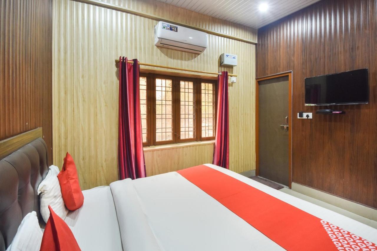 Oyo Flagship Yuvraj Inn Rājpur Kültér fotó